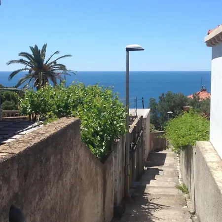 Happy Centre-free Parking アパート